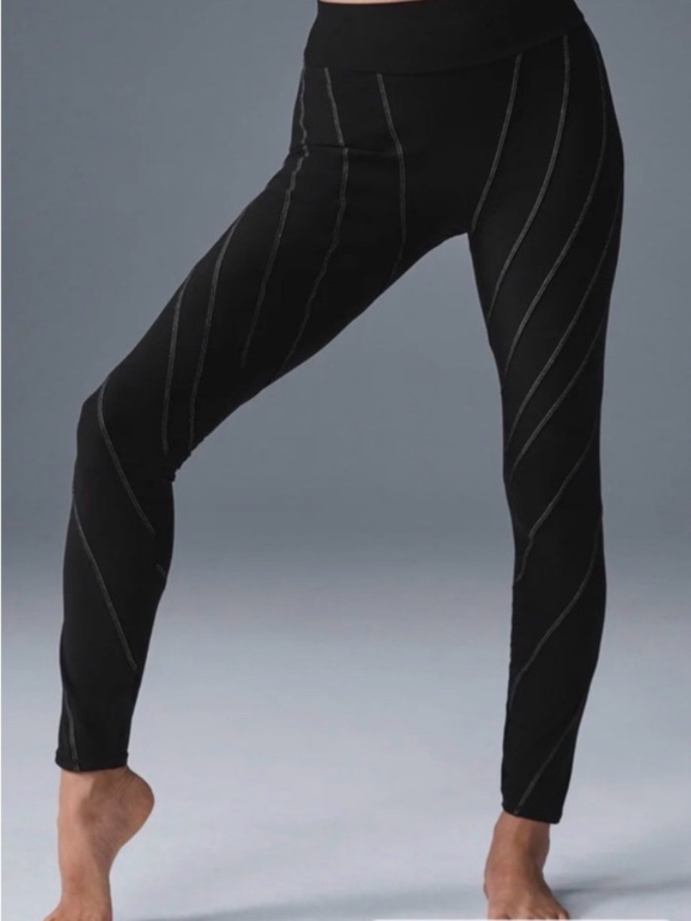 NWT ALO Yoga Alosoft High-Waist Sunray Leggings size Medium $118 MSRP SOLD OUT!